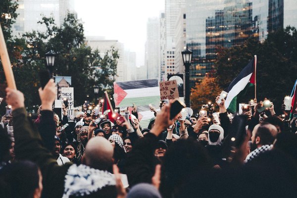 Triompher dans votre Nouvelle Carrière : Les Clés d'une Réussite Professionnelle